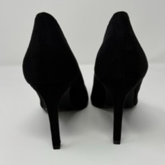 French Connection Black Stiletto Scallop Suede Size 9 Heel Classic NIB - Picture 4 of 6